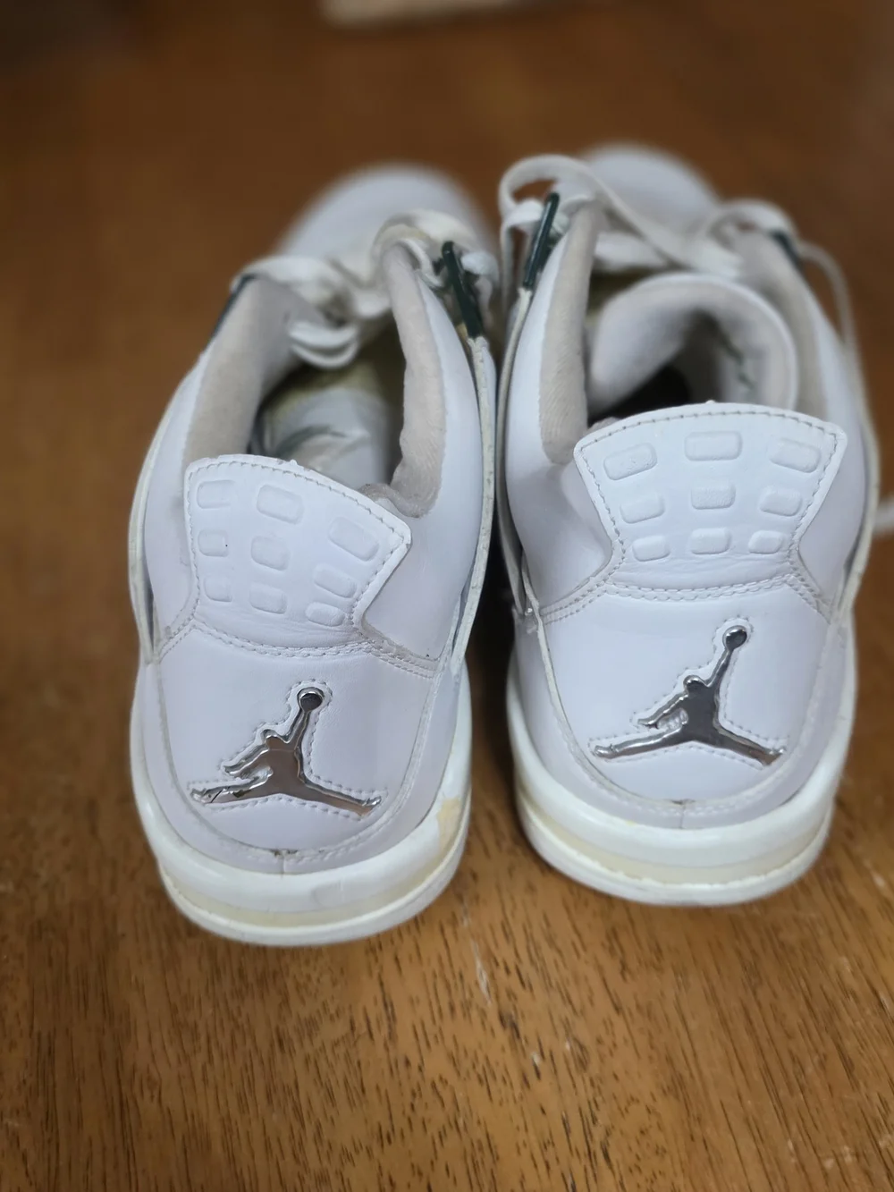 Jordan Men's White and Green Athletic Sneakers